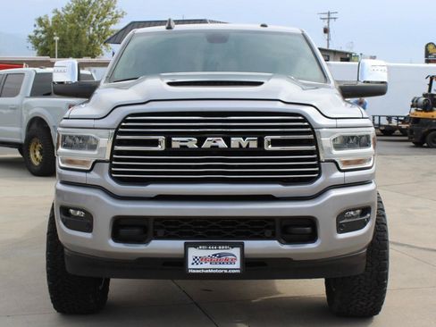 Used 2024 RAM 3500 Laramie AWD/4WD image 3