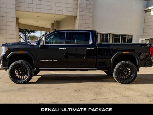 Used 2023 GMC Sierra 2500 Denali w/ Denali Black Diamond Edition image 6