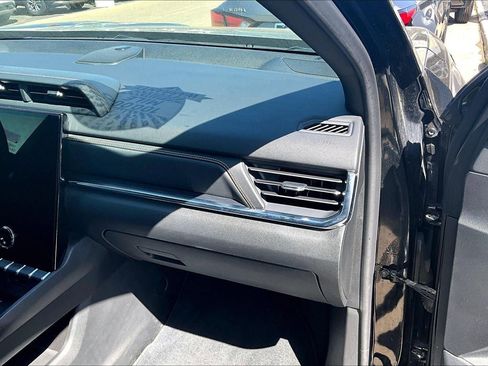 Used 2025 GMC Terrain Elevation AWD/4WD image 17