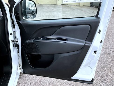 Used 2016 RAM ProMaster City Tradesman w/ Rear Back-up Camera Group image 17