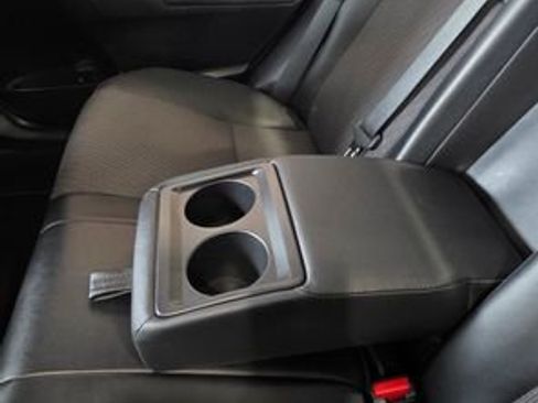 Used 2017 Toyota Corolla image 27