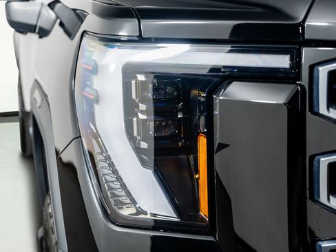 Used 2025 GMC Sierra 2500 AT4 w/ AT4 Premium Plus Package image 21