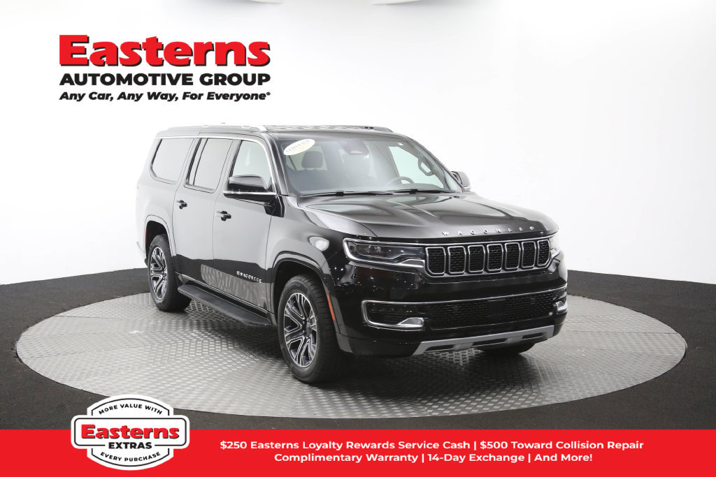 Used 2024 Jeep Wagoneer L Series II RWD image 58