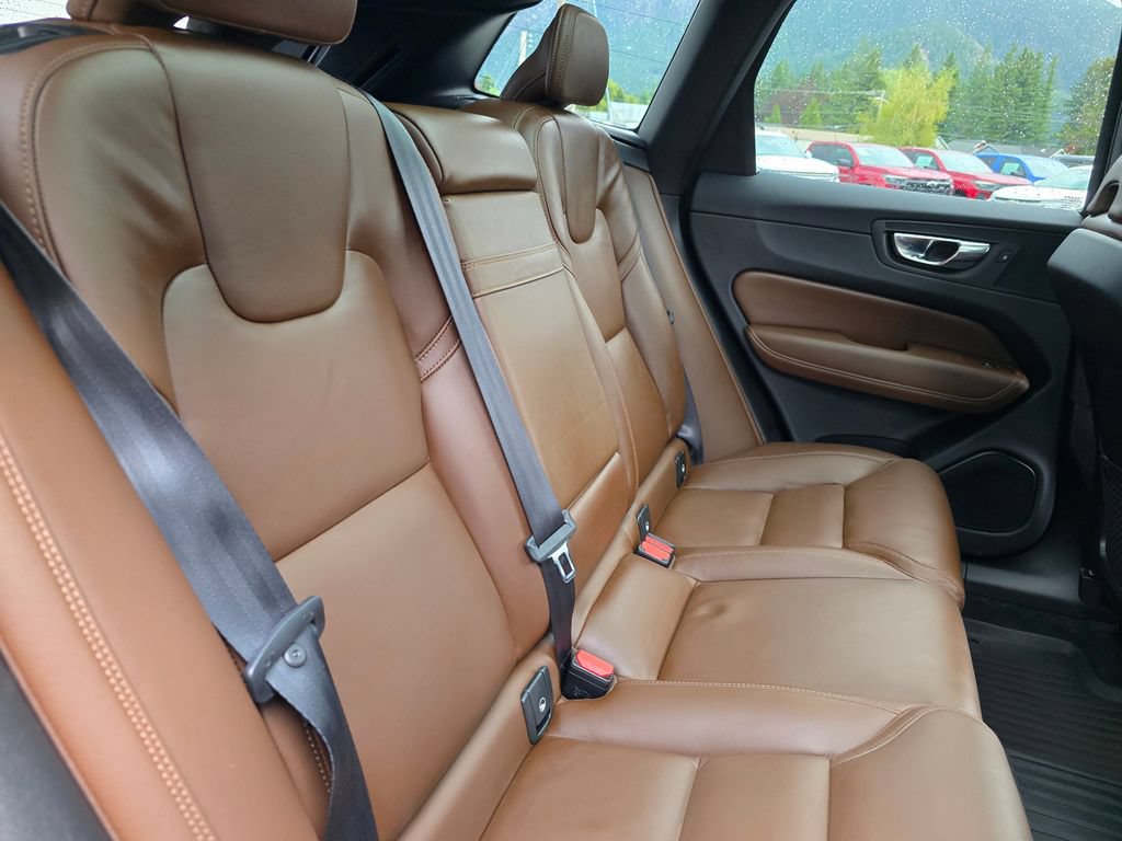 Used 2021 Volvo XC60 T5 Inscription w/ Advanced Package AWD/4WD image 15