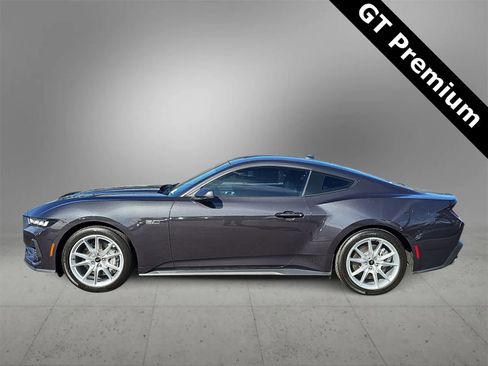 Used 2024 Ford Mustang GT Premium image 5