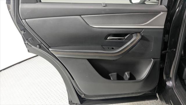 Used 2024 MAZDA CX-90 Plug-In Hybrid w/ Premium Plus AWD/4WD image 16