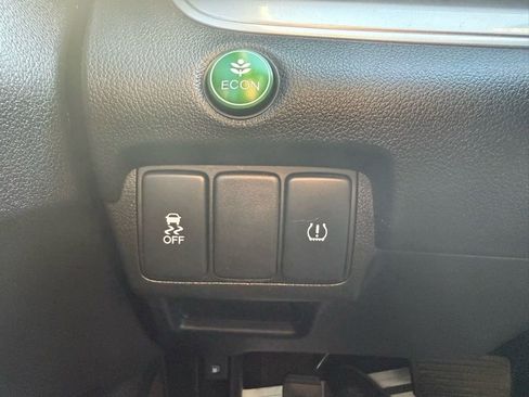 Used 2015 Honda CR-V LX image 16