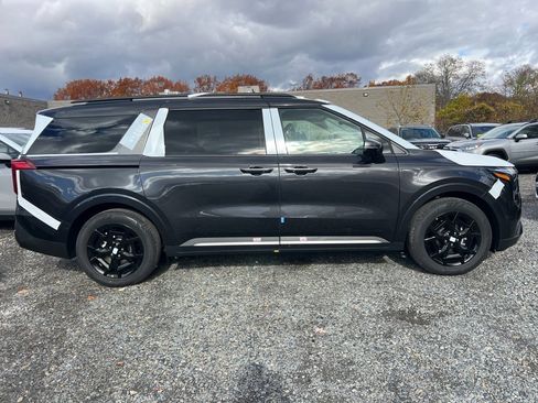 New 2026 Kia Carnival SX image 4