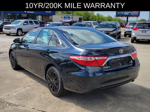 Used 2017 Toyota Camry LE FWD image 3