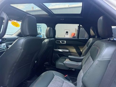 Used 2022 Ford Explorer Timberline AWD/4WD image 9