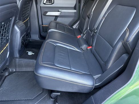 Used 2023 Ford Bronco Badlands image 22