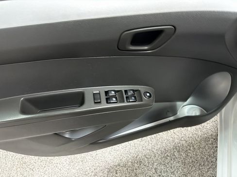 Used 2014 Chevrolet Spark LS image 13