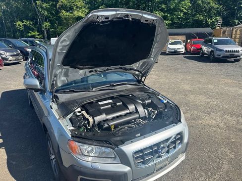 Used 2013 Volvo XC70 T6 AWD/4WD image 42