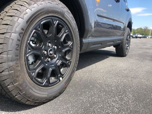 New 2025 Ford Bronco Sport Badlands image 22