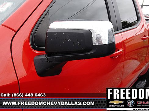 Used 2021 Chevrolet Silverado 1500 LT w/ Z71 Off-Road Package image 8