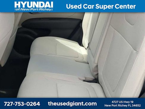 New 2026 Hyundai Tucson SE image 20