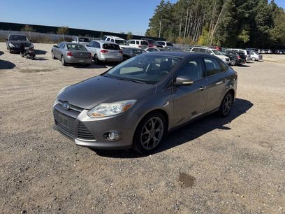 Used 2013 Ford Focus SE