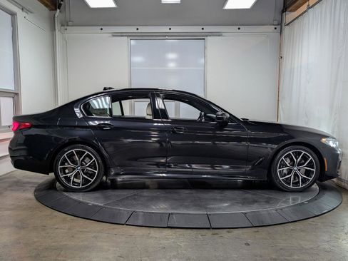 Used 2023 BMW 540i xDrive w/ M Sport Package image 10