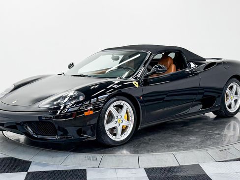 Used 2004 Ferrari 360 Spider RWD image 32