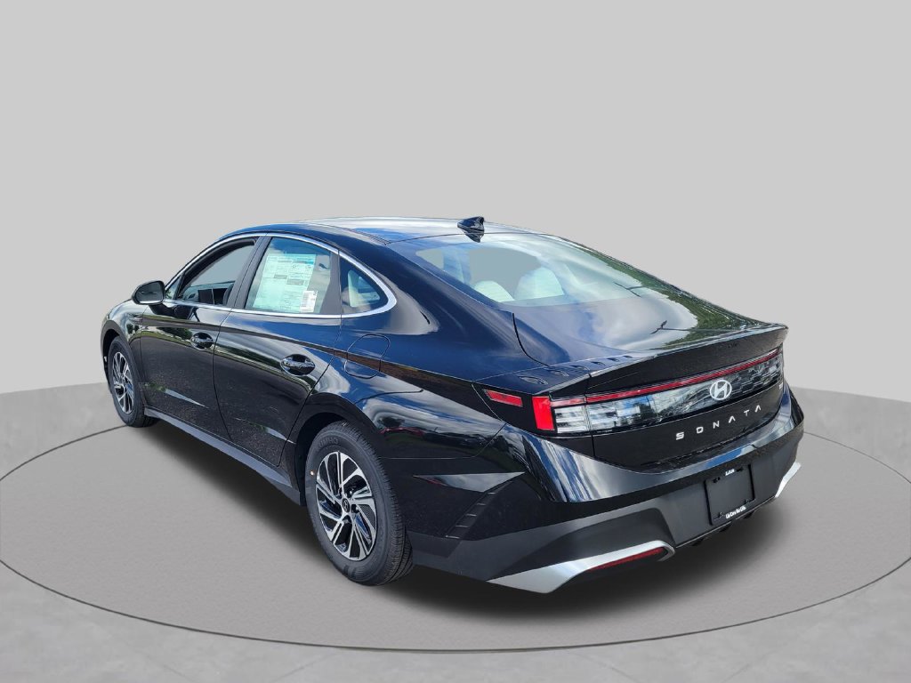 New 2026 Hyundai Sonata Blue FWD image 8