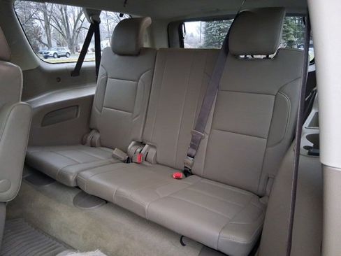 Used 2018 GMC Yukon XL SLT w/ Premium Edition image 26