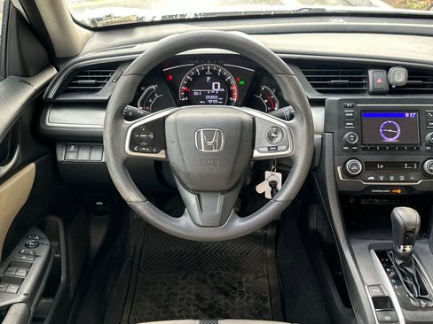Used 2018 Honda Civic LX image 13