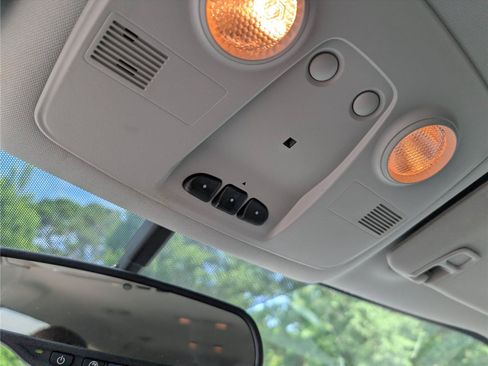 Used 2014 Chevrolet Traverse LT w/ LPO, 'HIT The Road' Package FWD image 21