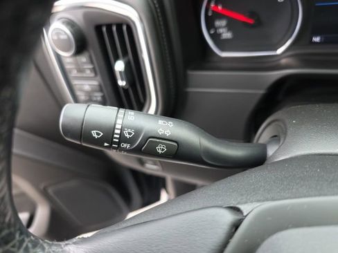 Used 2021 Chevrolet Silverado 1500 LT image 16