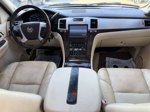 Used 2007 Cadillac Escalade 2WD w/ Information Package image 15