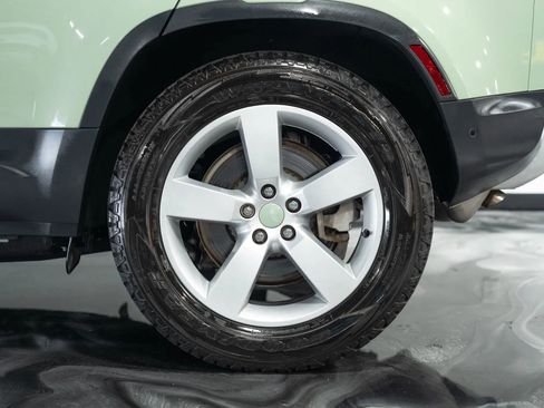 Used 2023 Land Rover Defender 110 75th Limited Edition image 33