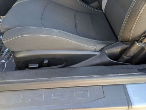 Certified 2023 Chevrolet Camaro LT image 22