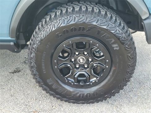 Certified 2023 Ford Bronco Wildtrak image 7