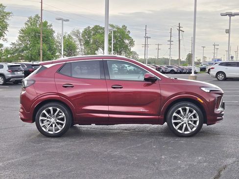 Used 2024 Buick Encore GX Avenir w/ Avenir Technology Package FWD image 2