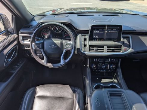 Used 2021 Chevrolet Tahoe Z71 w/ Z71 Signature Package AWD/4WD image 19