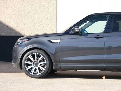 Used 2019 Land Rover Discovery HSE image 7