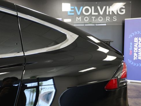 Used 2020 Tesla Model X Long Range AWD/4WD image 19