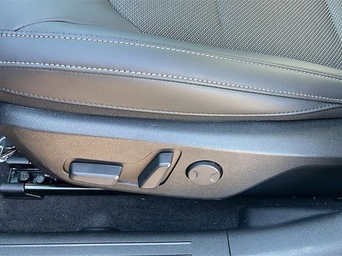 New 2025 Kia EV6 Light w/ Light LR Technology Package image 11