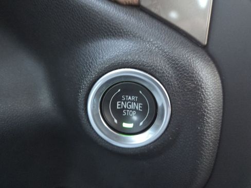 Used 2023 Chevrolet Silverado 2500 High Country image 11