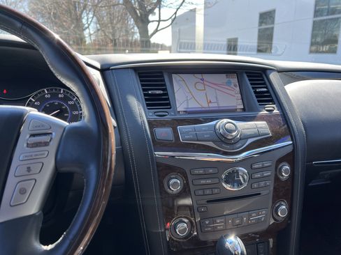 Used 2016 INFINITI QX80 2WD w/ Driver's Assistance Package image 31