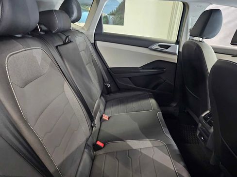 New 2025 Volkswagen Taos SE image 14