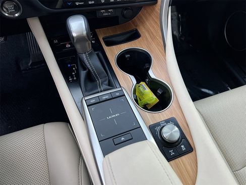 Used 2021 Lexus RX 350 AWD w/ Premium Package image 18