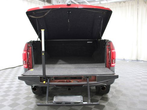 Used 2015 Ford F150 Lariat w/ Equipment Group 502A Luxury image 22