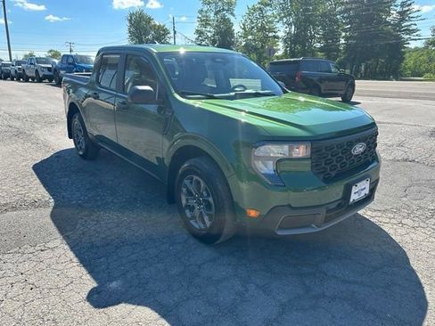 Used 2025 Ford Maverick XLT w/ Equipment Group 301A AWD/4WD image 6