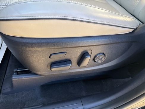 Used 2022 Hyundai Palisade Limited image 11