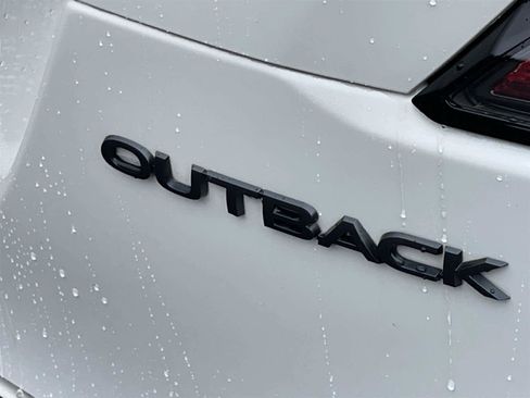Used 2023 Subaru Outback Onyx Edition image 10