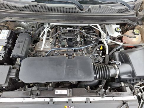 Used 2023 Chevrolet Colorado W/T image 28