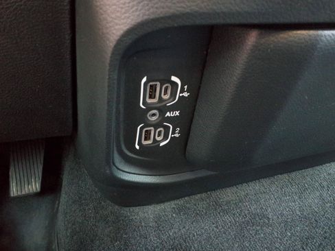 Used 2023 RAM 1500 Big Horn AWD/4WD image 25