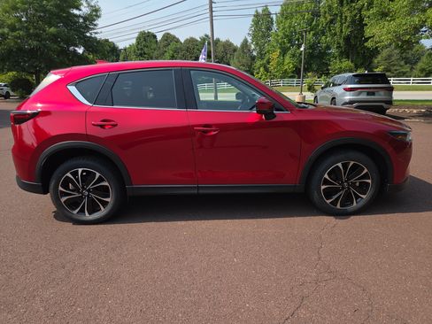 Used 2023 MAZDA CX-5 AWD 2.5 S w/ Premium Plus Pkg image 2