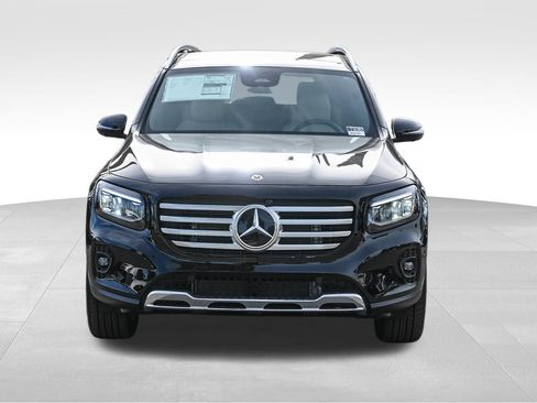 New 2026 Mercedes-Benz GLB 250 image 2