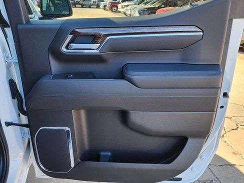 New 2026 GMC Sierra 1500 Elevation image 39